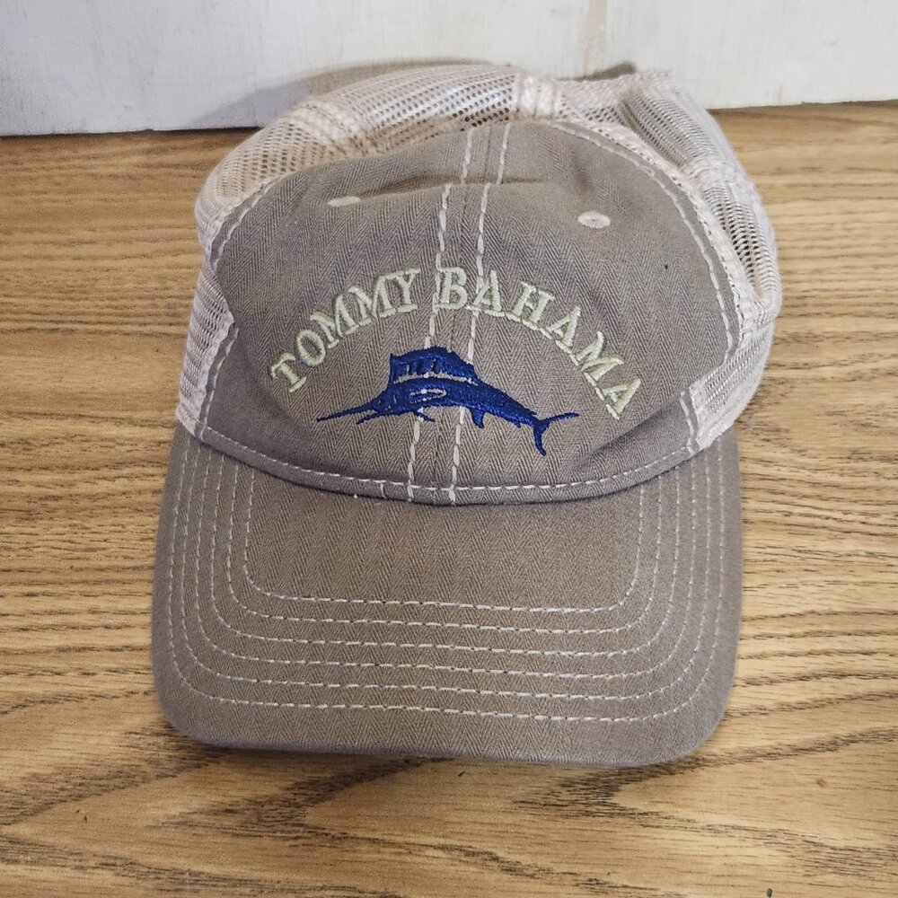 Tommy Bahama Tip Your Cap Mesh Hat Cool Operator Cocktail Truckers Boating